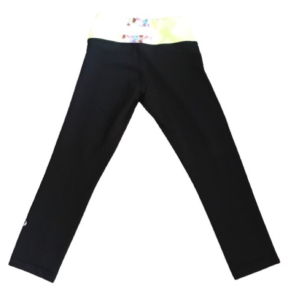 Lululemon Wunder Under Reversible Crop Black Size 2 - Picture 3 of 6